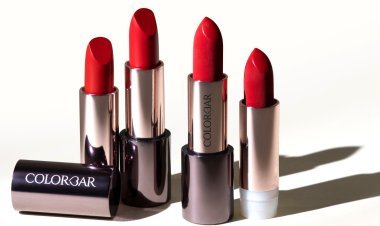 कलरबार कॉस्मेटिक्स ने पेश की रिफिलेबल लिपस्टिक्स की रेंज- ‘टेक मी एज़ आई एम’